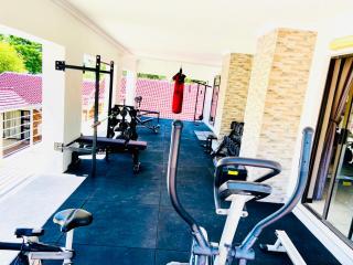 C&C HOTEL VIBES Randpark Ridge JHB 14 Units Available - Boskruin - 2