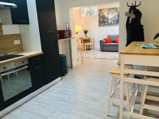 Chaleureux et spacieux appartement de centre-ville - Lit King Size - NETFLIX - 6