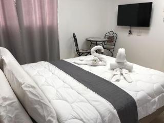 Hotel Room Service - Bat Yam - 2