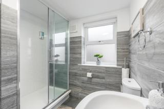 Charming Apartment In Andover Town Centre 55'' 4K Smart TV Netflix - Andover - 7