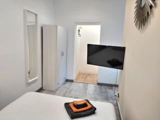 Chambre 26m - Salon et kitchenette privé - WIFI - 5