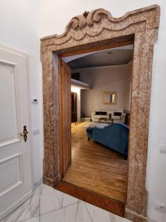 Living The Dream - Arco - 2