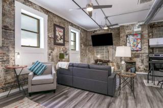 Dottie's Loft 202 - Longview - 6