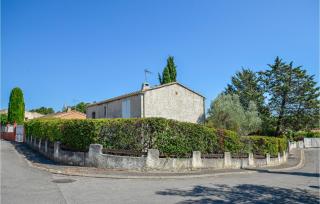 Nice Home In Saint Cannat With Wifi - 7