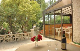 Nice Home In Saint Cannat With Wifi - Saint-Cannat - 6