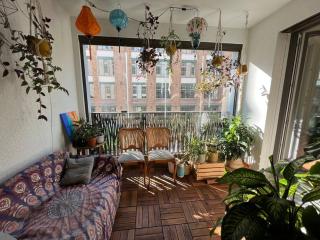 Nähe Messe: Zentrale Wohnung mit Balkon und Loggia - 1