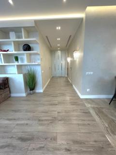 VIP Apartment 120m2 with Panoramic windows, 22 floor. OBOLON - Kiev - 6