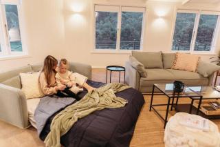 Flagstaff Estate — Luxury Hobart Retreat, Pool+Spa - 9