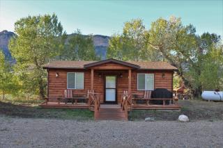 Eycat Lodging Company Guest House - Wapiti - 9