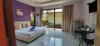 Phuket Sirinapha Resort - Nai Yang Beach - 8