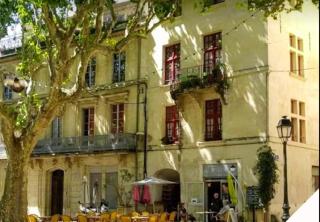 Appartement accueillant à Beaucaire - 90 m², idéal pour les familles - 2