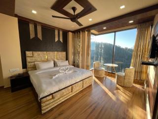 Nice View Premium Bnb - Shimla - 5