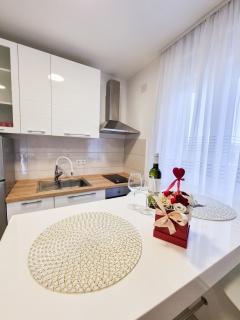 Apartment Ane 2 - Tisno - 0