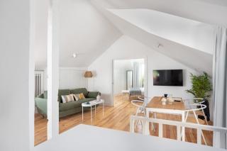 JOIVY Big 6BR house with terrace in Santa Catarina - Lissabon - 6