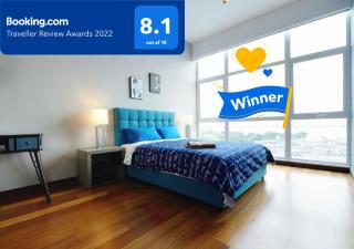 Experience the Coast - HostaHome Suites at Paragon Residence near Downtown - Johor Bahru - 1
