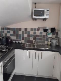 Bees Townhouse- Cupar - 4