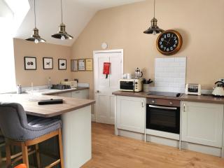 The Courtyard Apartment at Cefn Tilla Court, Usk - Usk - 6