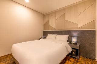 Urban-Est Hotel - Goyang - 7