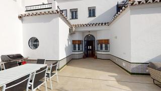 Luxury 5 Bed House private pool and Sea View Nerja - Nerja - 4