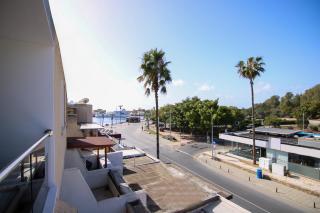 Phaedrus Living - Seaside Executive Flat Harbour 205 - Paphos - 9