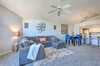 Less Than 8 Mi to Disney Getaway with Deck in Kissimmee! - Kissimmee - 6
