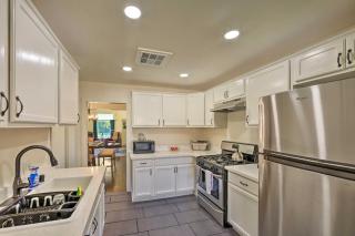 Riverside House with Yard about 1 Mi to Downtown! - 3