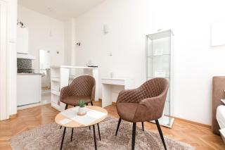 1st Belgrade Apartment - Belgrado - 1