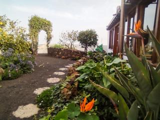VolKKanrentals Villa Baljat - 4