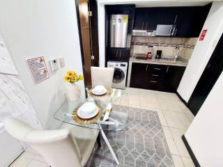 Ecusuites Habitación VIP con Jacuzzi Hidro - Guayaquil - 3