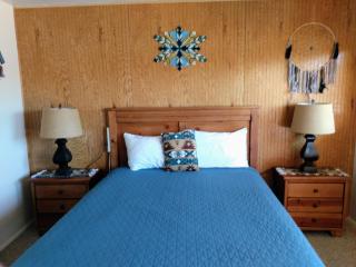 Mokee Motel - Bluff - 2