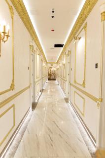 Royal Palace Luxury Hotel and SPA - 2