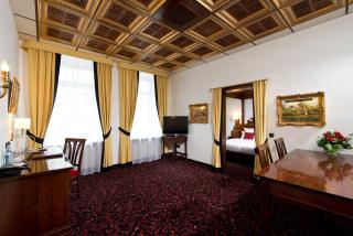 KING's Hotel First - 2