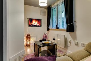 1 Bedroom Swinley Apartment l Free Parking l Wigan Royal Infirmary l Haigh Hall l Central Location - Wigan - 9