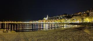 MENTON BORD DE MER Studio calme avec balcon, Ascenseur, Climatisation, Ideal location quiet near sea, balcony, elevator, AC - Mentone - 1