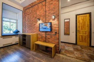 Loft Design Apartments on Desyatynnyi Ln, 7 - Kiev - 6