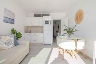 Carihuela Palace 912 by IVI Real Estate - Torremolinos - 4