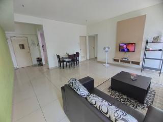 Niknoor Homestay Dviana Wakaf Che Yeh - Kota Bharu - 3