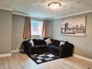 FANTASTIC COZY 3bed Hse London ExCEL Free Parking WIFI Sleeps 6 - Londra - 0