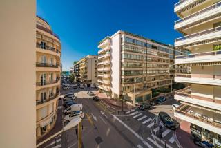 Brand new one bedroom heart of Cannes!! - Cannes - 7