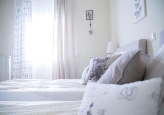 Comfortable residence with unique views - 5