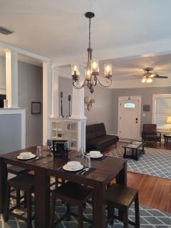 Modern Two Bedroom Home - Lakeland - 0