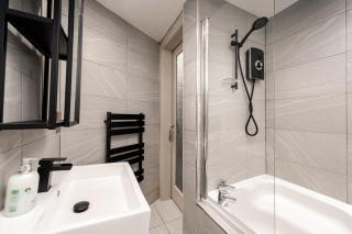 Spacious 2BR Leith Apartment - Edimburgo - 3