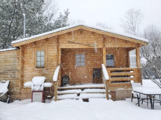 2 Bedroom Retreat Cottage On Muskoka Shores - Parry Sound - 1