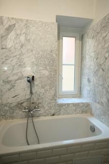 Lusso 5 beds Central Apartment - 2