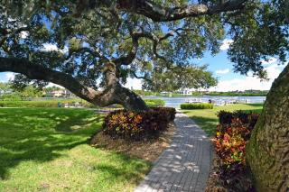 NEW Updated Siesta Key Vacation Rental with Heated Pool Access - Siesta Key - 5