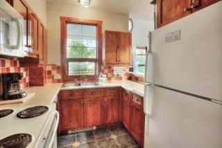 Les Eaux - 2bdrs W Pool & Hot Tub Near Village 5 - Mont-Tremblant - 8