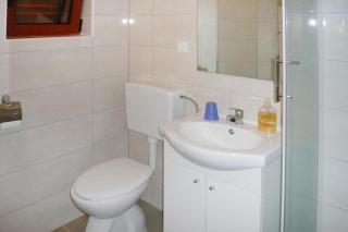 Apartments Zrinka in Starigrad Paklenica with terrace and seaview - Starigrad-Paklenica - 1