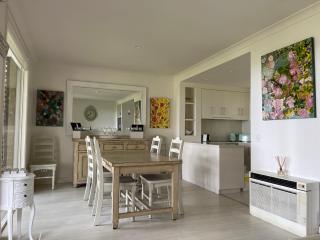 Villa Provincial - 2 Bedrooms both with Ensuites -Situated in Cypress Lakes Resort - Pokolbin - 6