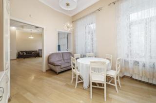 Katerynyska 2 Level Apartment with Sauna - Odessa - 5