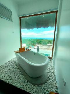 Bohol Coastal View Hotel - Tawala - 8